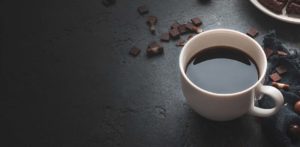 Kaffekopp og sjokolade